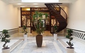 Heeren Palm Suites